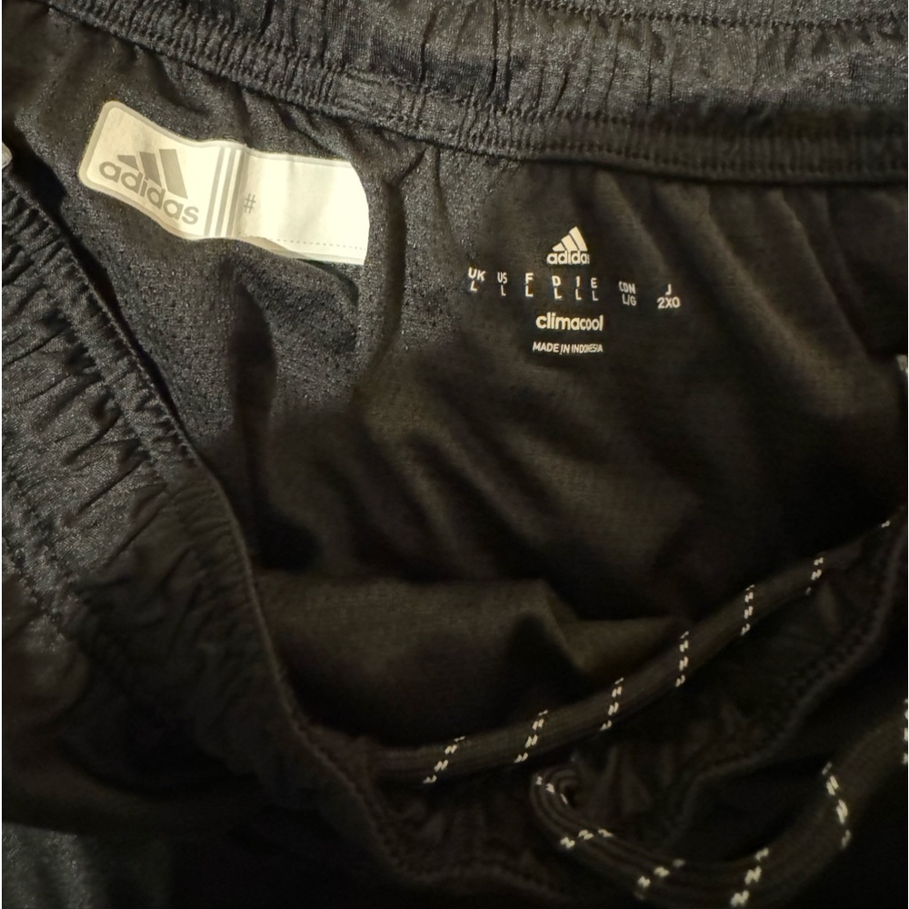Adidas Women’s Running Shorts - Picture 4 of 5